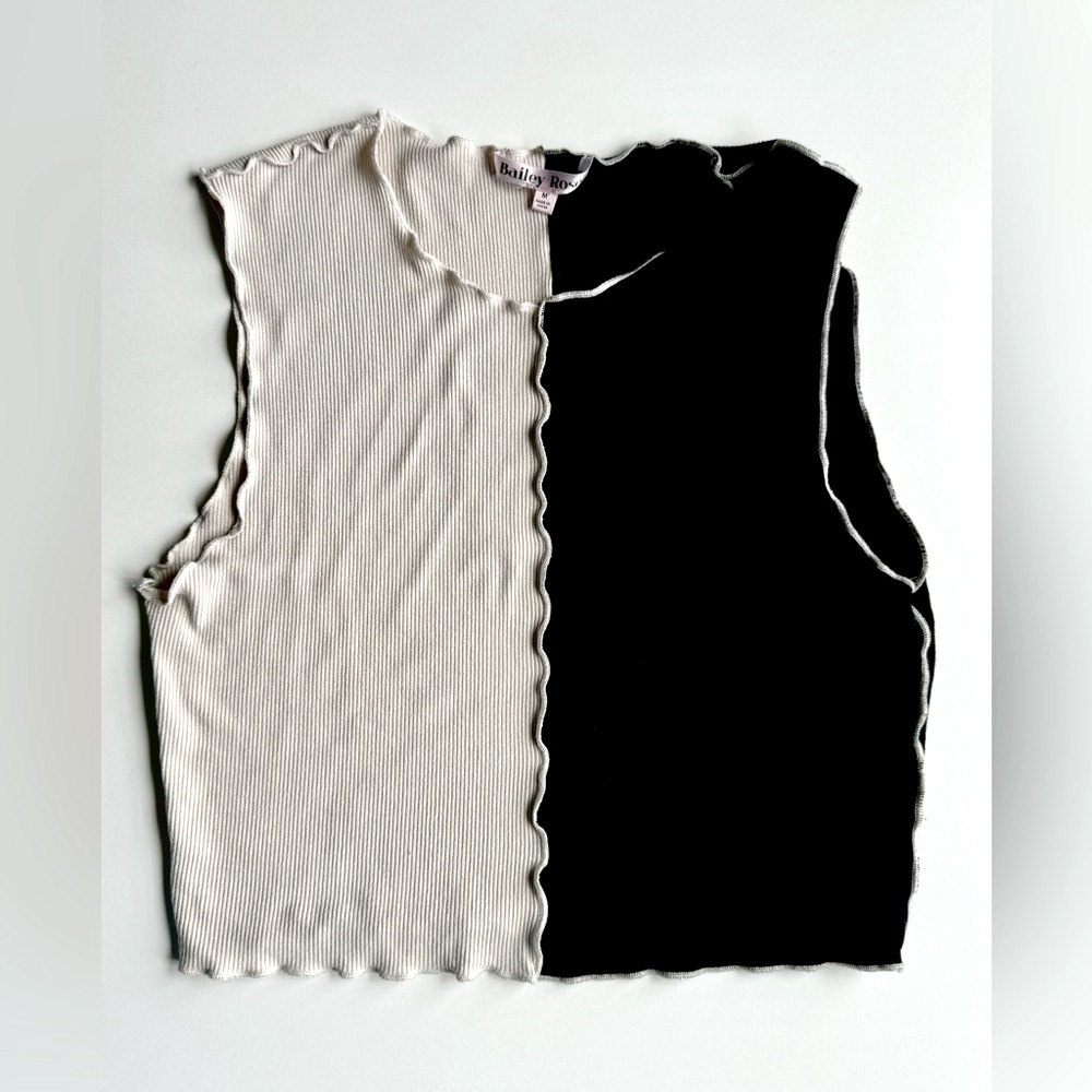 Black/White top